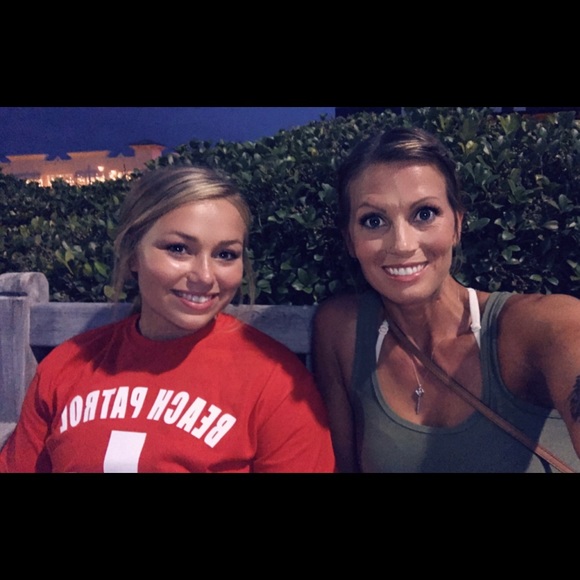 Meet your Posher, Teri - Picture 1 of 7